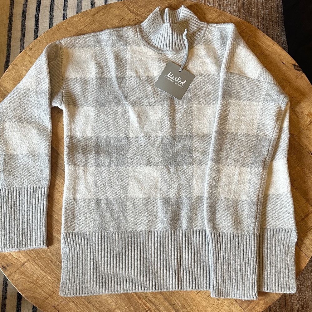 Marled Women’s Gray & Cream Check Mock Neck Sweater